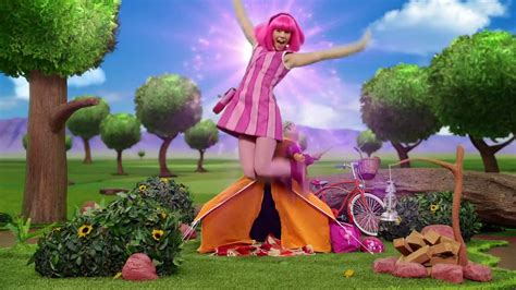 Lazytown Hey We Play French Video Dailymotion