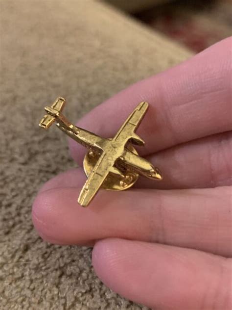Vintage Airplane Airliner Gold Tone Lapel Pin Gw2 Ebay