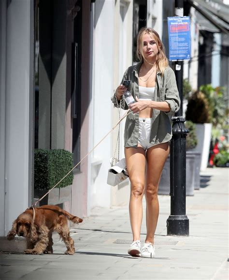 Kimberley Garner Puts On A Very Leggy Display In Tiny Shorts In London Photos Celebs News