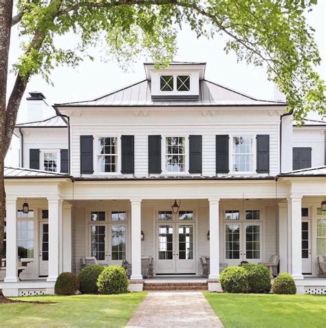 10 Favorite White Houses With Plenty Of Curb Appeal And More Design Chic