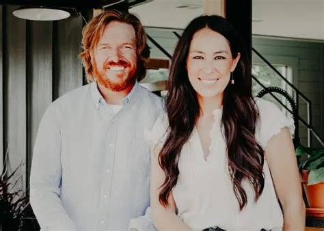 joanna gaines and husband chip celebrate 18th anniversary