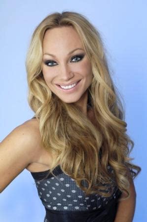 Charlotte perrelli (born anna jenny charlotte nilsson on 7 october 1974), formerly known professionally as charlotte nilsson, is a swedish singer and media personality. CHARLOTTE PERRELLI QUIERE PRESENTAR EUROVISION