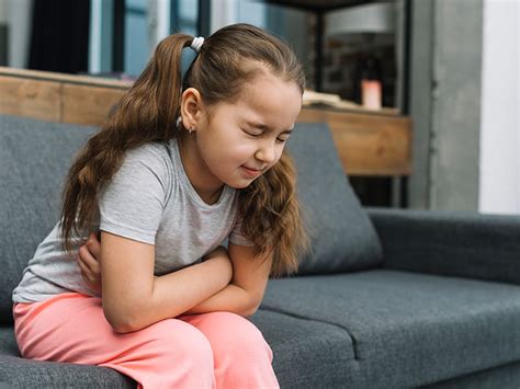 Kız Çocuklarında Kasık Fıtığı - Çocuk Cerrahisi Uzmanı