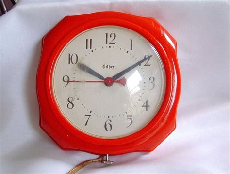 Vintage Red Retro Kitchen Wall Clock Electric Gilbert