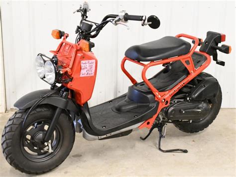 It is equipped with a 49cc engine and the 2013 models will take you 238. 2009 Honda Ruckus 50cc Motor Scooter