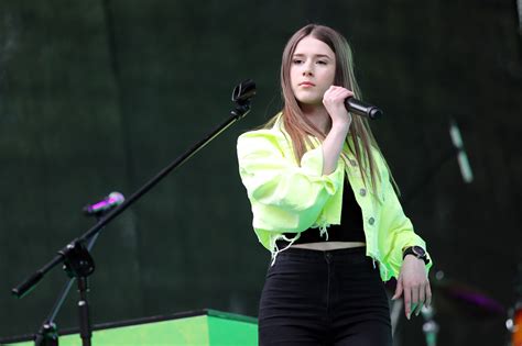 View the daily youtube analytics of roksana węgiel and track progress charts, view future predictions, related channels, and track realtime live sub counts. Roksana Węgiel - Inowroclaw Roksana Wegiel Zaspiewala W ...
