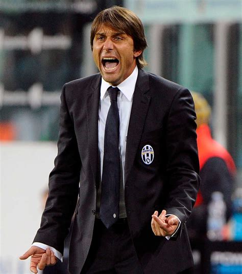 Antonio conte, parlando al 'festival dello sport' di trento, ha spiegato come i bianconeri abbiano ancora un certo margine sulle rivali. Juventus Turin : Antonio Conte veut retrouver sa "vraie Juve"