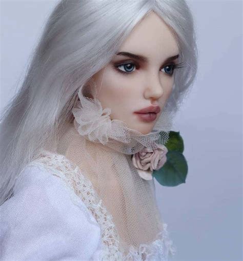 These Ethereal Dolls Are Painted And Posed To Look Just Like Real Women Modern Met