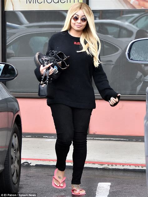 Blac Chyna Shows Off Fresh Pedicure As She Steps Out Of La Salon