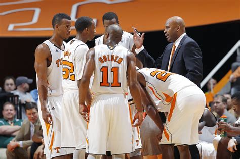 Tennessee Basketball Vols Top 10 Modern Era Teams With Under 20 Wins