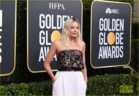 Margot Robbie Goes Chic In A Jumpsuit At Golden Globes 2020 Photo 4409975 Photos Just Jared