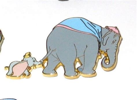 Dumbo Le 100 Disney Pin Mrs Jumbo Flying Elephant Gold Cutout Mom