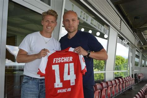 Нельссон виктор (nelsson victor) футбол защитник дания 14.10.1998. Mainz: Mainz 05 verpflichtet Viktor Fischer - Metropolnews ...