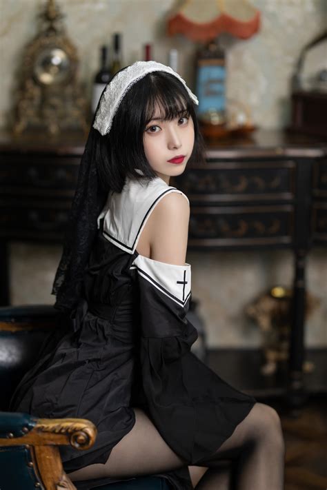 free download hd wallpaper xu lan women model asian cosplay nuns nun outfit pantyhose
