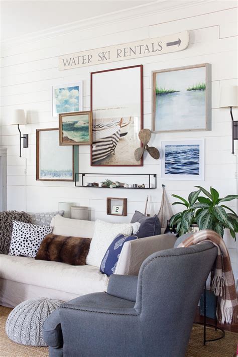 49 Brilliant Living Room Wall Gallery Design Ideas