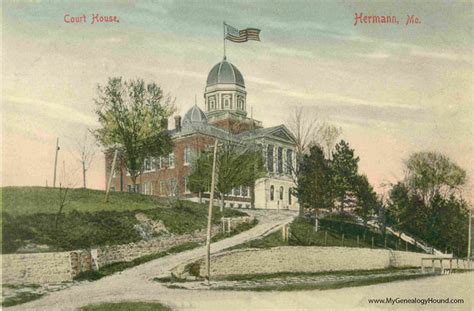 Hermann Missouri Gasconade County Court House Vintage Postcard
