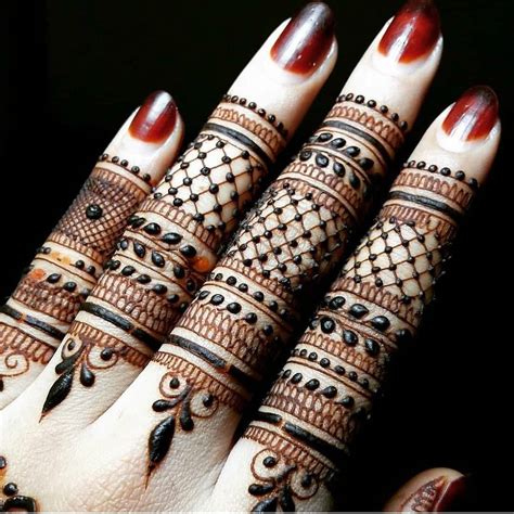 15 Simple Finger Mehndi Designs For This Festive Season