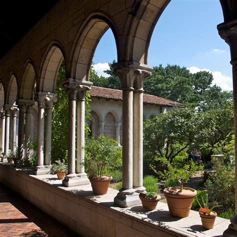 Where To Go Before And After Your Visit To The Met Cloisters Cloister