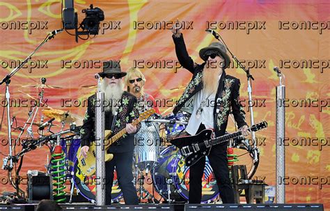 Photos Of Zz Top At The Crossroads Festival June 26 2010