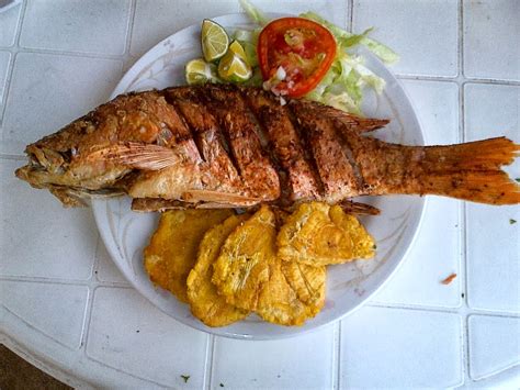 Cocina A Tu Mejor Gusto Pescado Frito Al Estilo Del Chorrillo Panameño