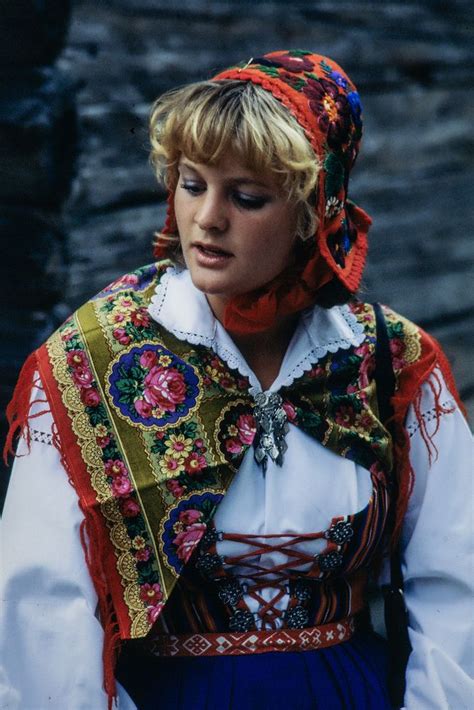 girl in dala floda costume by ragnar nyberg on youpic