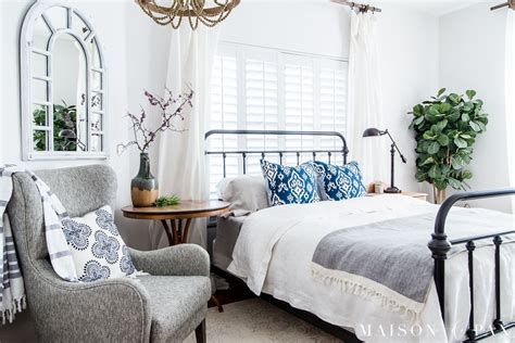 Simple Master Bedroom Decorating Ideas For Spring In 2020