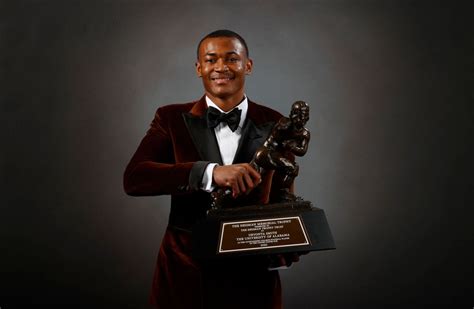 Heisman Trophy Alabamas Devonta Smith Becomes 1st Receiver To Win In