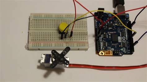 Servo Motor Control And Interfacing With Arduino Vrog
