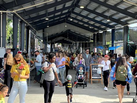 Century-old Grand Rapids farmers market to run program providing fresh