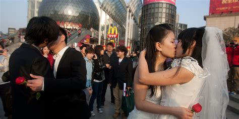 California Will Invite 10 Gay Couples From China In Wedding Contest