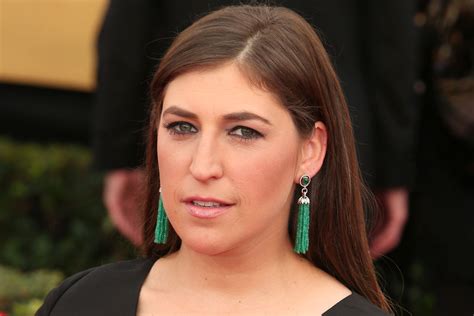 Mayim Bialik opens up about her father's death | Page Six