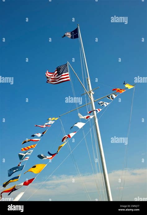 Mast Ship Maritime Signal Flags Hi Res Stock Photography And Images Alamy