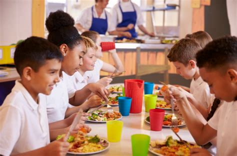Ami Education How To Encourage Healthy Eating In Schools