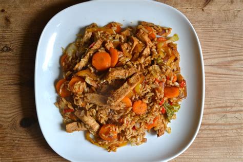 Next time i want to use sweet potatoes instead of white potatoes. Leftover Roast Pork Stir Fry with Rice and Vegetables | Leftover pork recipes, Pork roast ...