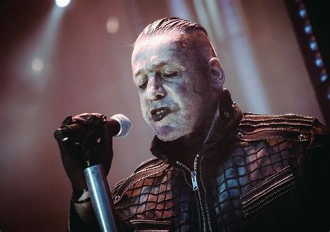 We have some values from our visitors. Pin di Agáta su Rammstein 2017 -Prague | Celebrità