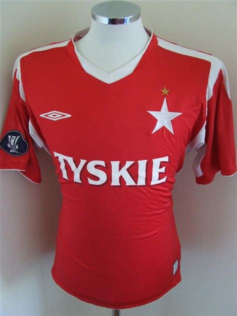 Alternate attax matchup at esea premier season 37 europe! Wisla Krakow Home football shirt 2006 - 2007.