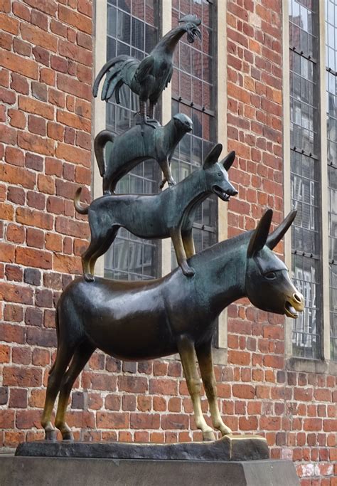 Statue Of The Town Musicians Of Bremen Natpacker