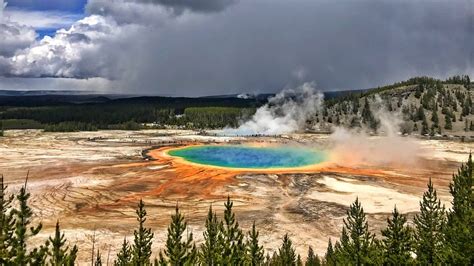 Fantastic 4 Day Yellowstone Itinerary Tigrest Travel Blog