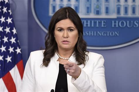 Watch Live Sarah Huckabee Sanders Gives White House Briefing