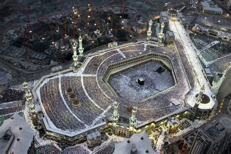 What Is Umrah The Islamic Pilgrimage Explained Middle East Eye