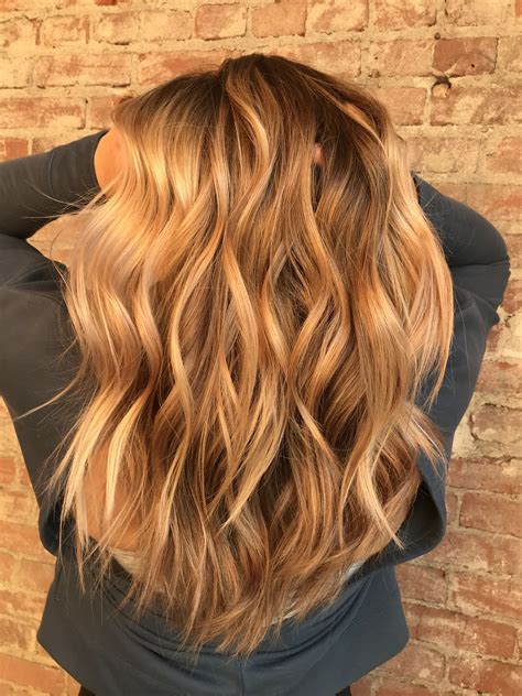 Warm Blonde Balayage Honey Blonde Shadow Root Balayagehairblonde