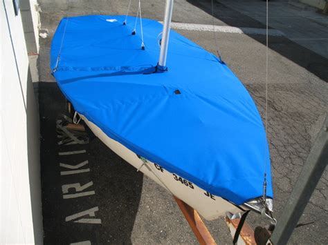 Impulse Dinghy 4m Sailboat Mast Up Flat Boat Cover Slo Sail And