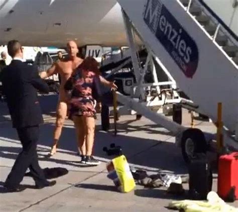 Video Drunk Passenger Challenges Airplane Captain To A Fight After