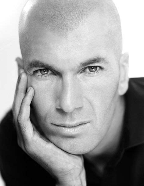 zinedine zidane barba hombre cabeza rapada hombre chicos guapos