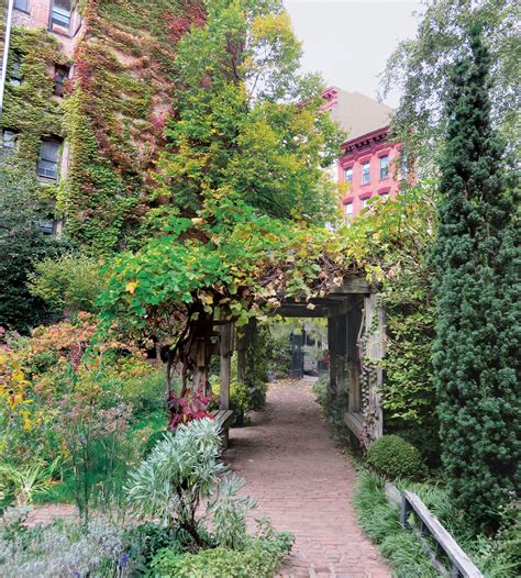 7 Secret Gardens Where You Can Find Reprieve In New York City Vogue