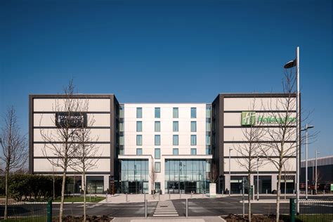 516 likes · 10 talking about this · 10,119 were here. Holiday Inn, Bath Road, Heathrow - Taylor & Boyd