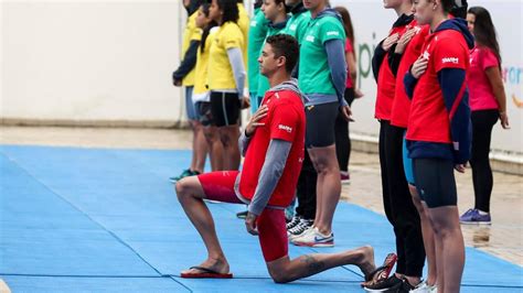Olympic Champion Swimmer Ervin Kneels During Us Anthem Cgtn