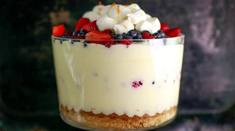 Berries And Cream Parfait Recipe Rachael Ray Show