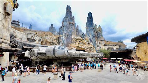 Walk Around Star Wars Galaxys Edge In 4k Disneys Hollywood Studios