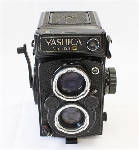 Yashica Mat 124g 6x6 Medium Format Tlr Film Camera Yashinon Lens 80mm